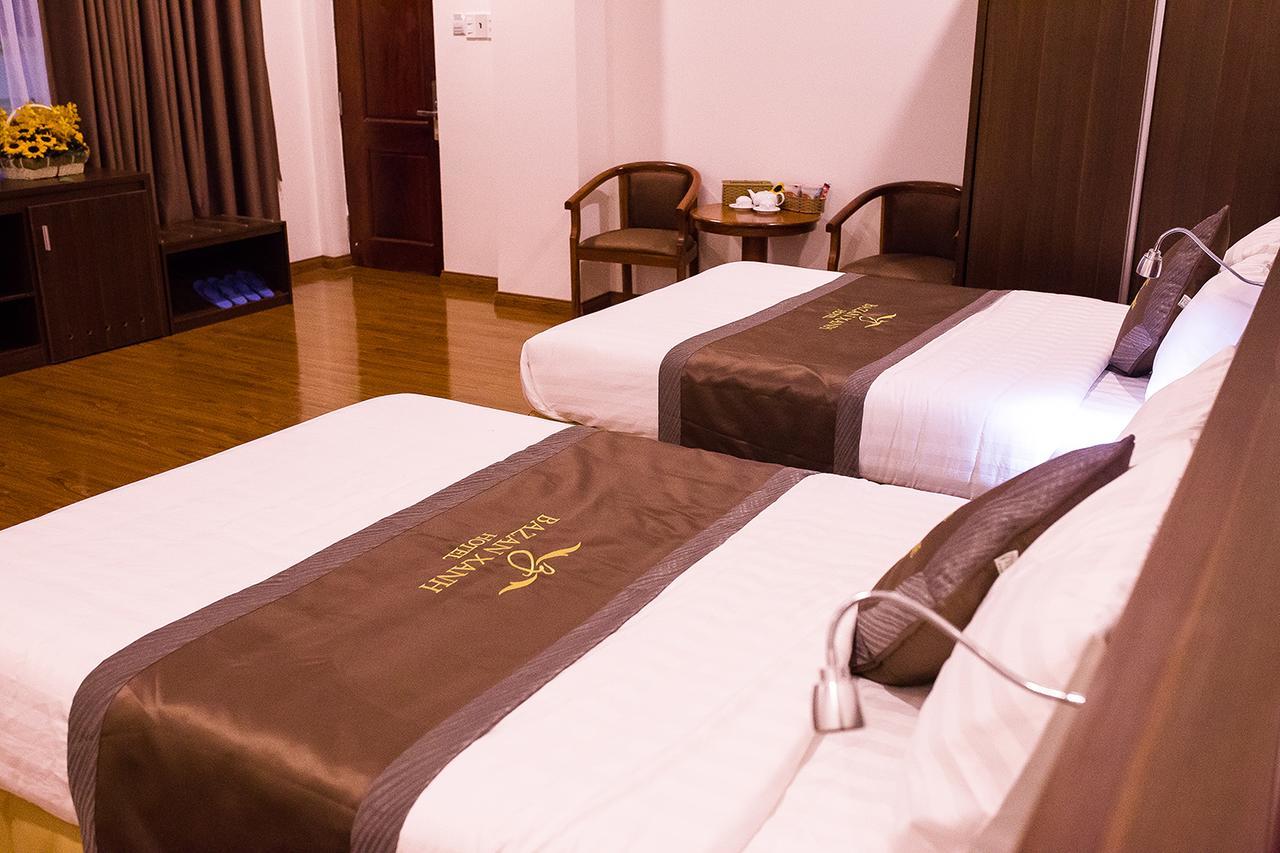 Hotel Bazan Xanh Buôn Ma Thuột Esterno foto
