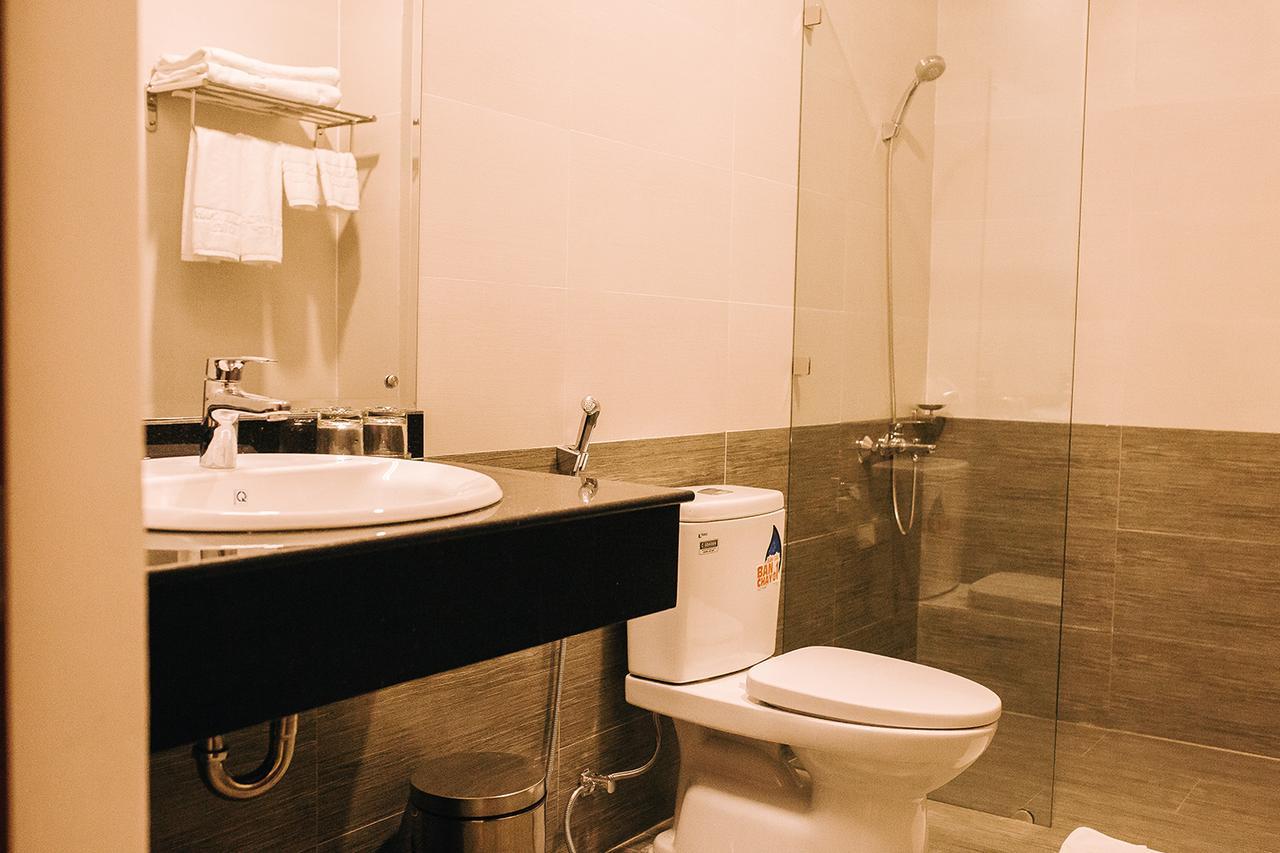 Hotel Bazan Xanh Buôn Ma Thuột Esterno foto