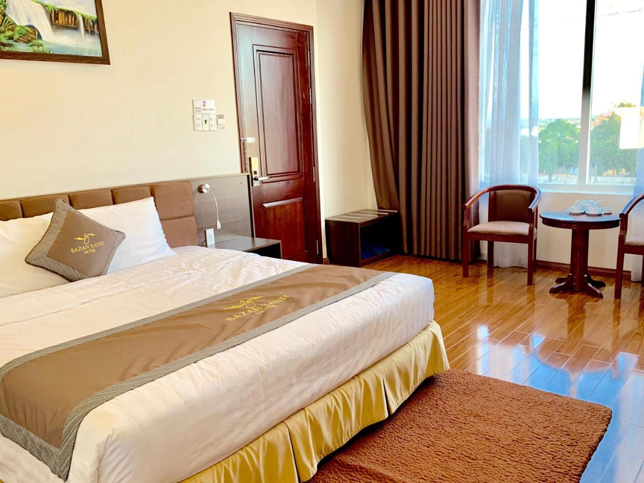 Hotel Bazan Xanh Buôn Ma Thuột Esterno foto